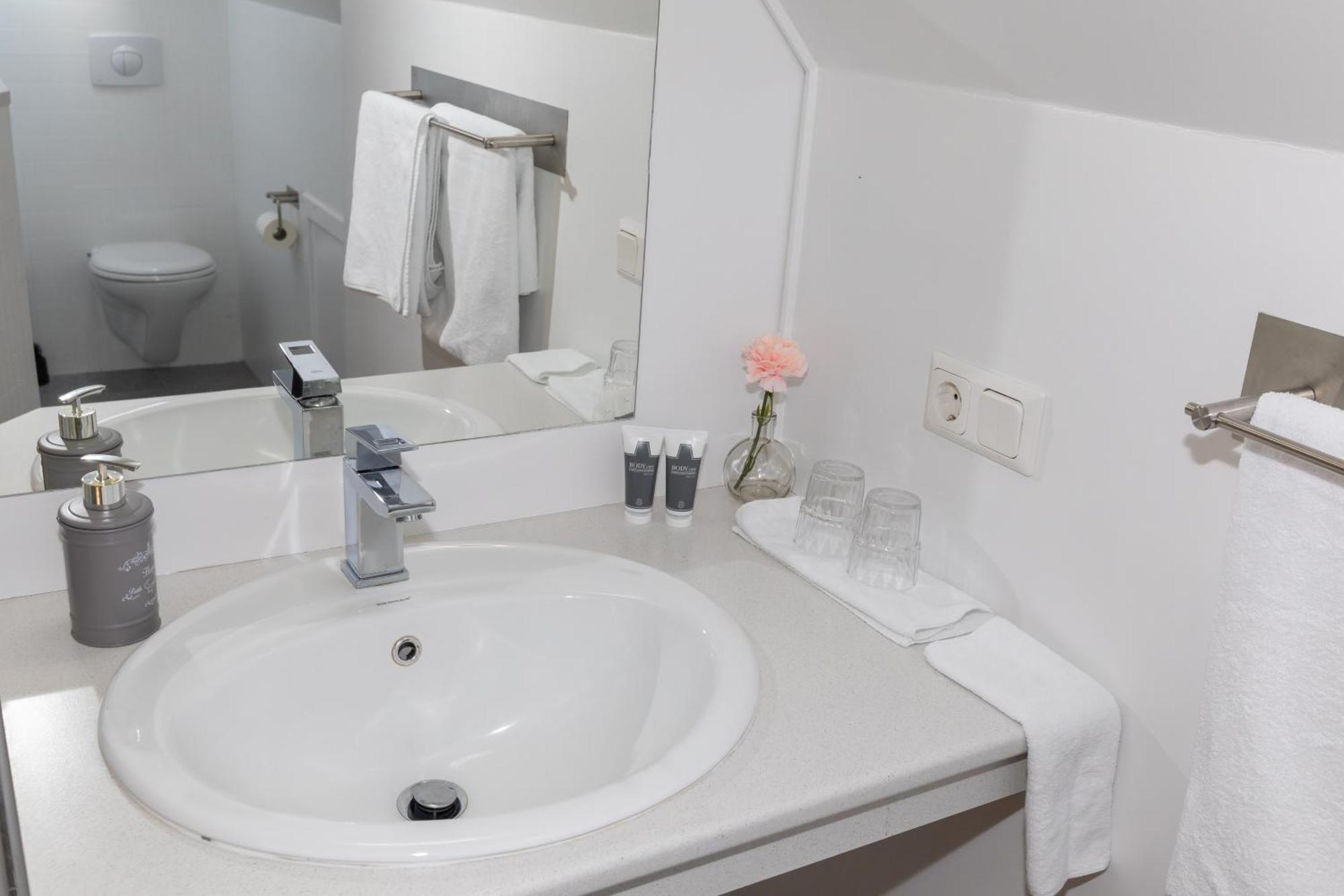 Hotel North Акурейри Экстерьер фото